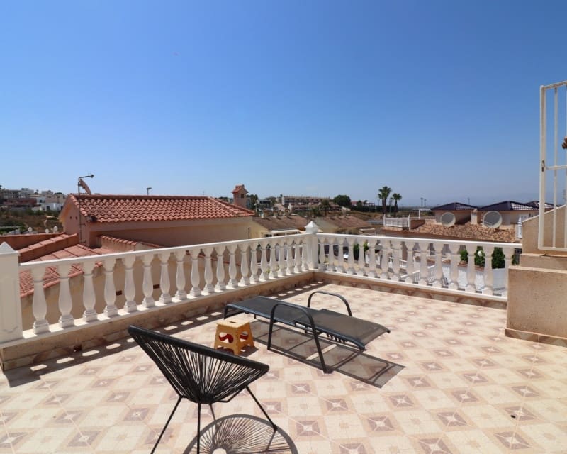 4 bedroom Villa for sale in Benimar with pool garage - € 390,000 (Ref: 10044189)