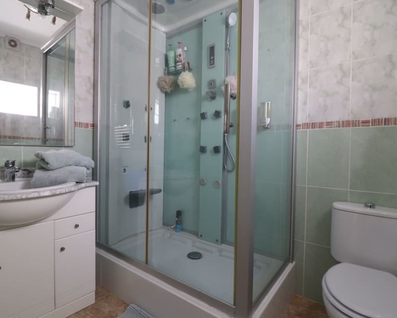 4 bedroom Villa for sale in Benimar with pool garage - € 390,000 (Ref: 10044189)