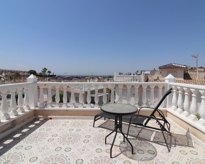 4 bedroom Villa for sale in Benimar with pool garage - € 390,000 (Ref: 10044189)
