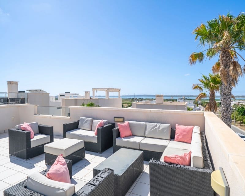 Chalet de 3 habitaciones en Ciudad Quesada en venta con piscina garaje - 399.000 € (Ref: 10044191)