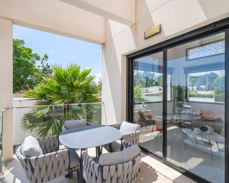 Chalet de 3 habitaciones en Ciudad Quesada en venta con piscina garaje - 399.000 € (Ref: 10044191)