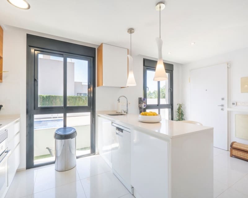 Chalet de 3 habitaciones en Ciudad Quesada en venta con piscina garaje - 399.000 € (Ref: 10044191)