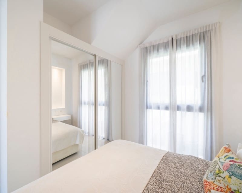 Chalet de 3 habitaciones en Ciudad Quesada en venta con piscina garaje - 399.000 € (Ref: 10044191)