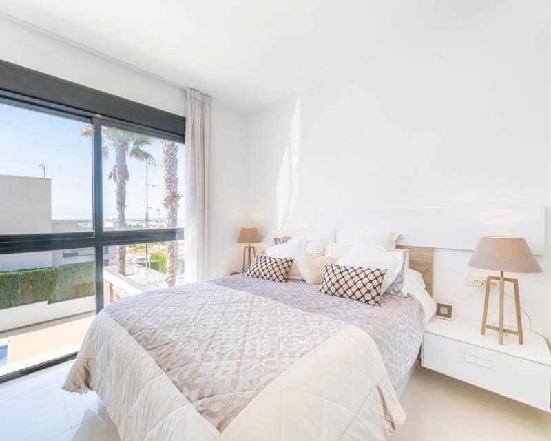 Chalet de 3 habitaciones en Ciudad Quesada en venta con piscina garaje - 399.000 € (Ref: 10044191)