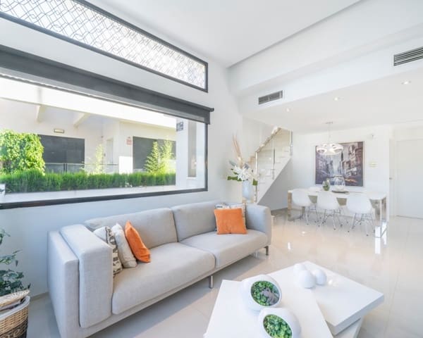 Chalet de 3 habitaciones en Ciudad Quesada, Rojales en venta con piscina garaje - 399.000 € (Ref: 10044191)