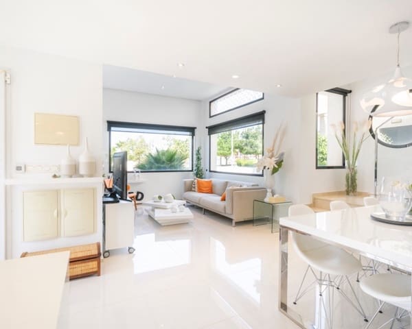 Chalet de 3 habitaciones en Ciudad Quesada, Rojales en venta con piscina garaje - 399.000 € (Ref: 10044191)