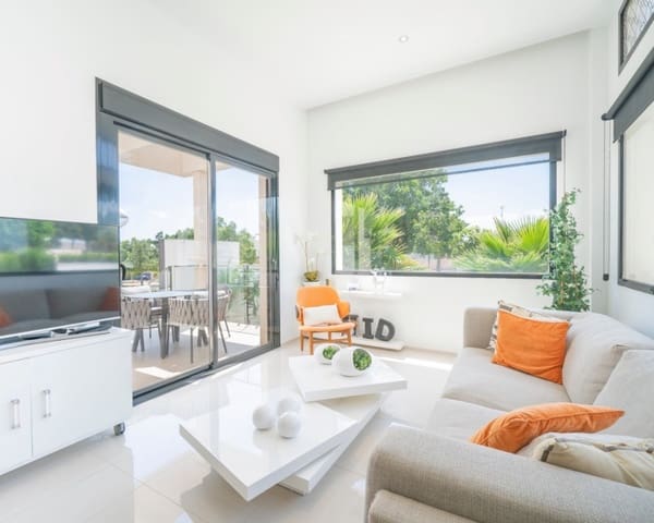 Chalet de 3 habitaciones en Ciudad Quesada, Rojales en venta con piscina garaje - 399.000 € (Ref: 10044191)
