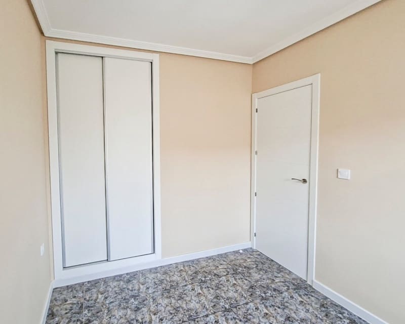 2 Zimmer Haus zu verkaufen in La Zenia mit Pool - 169.000 € (Ref: 10044192)