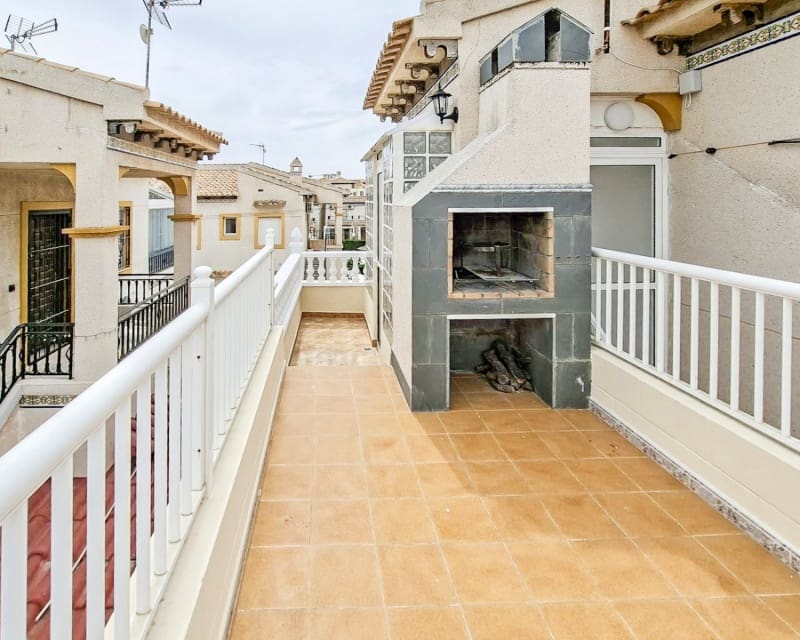 2 Zimmer Haus zu verkaufen in La Zenia mit Pool - 169.000 € (Ref: 10044192)
