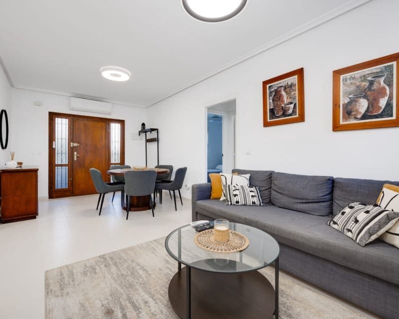 2 sypialnia Apartament na sprzedaż w Playa Flamenca z basenem - 235 000 € (Ref: 10045930)