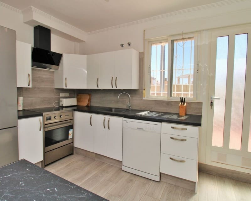 2 bedroom Apartment for sale in Villamartin with pool - € 189,900 (Ref: 10045932)