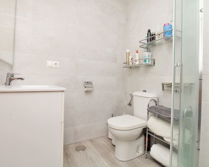 2 bedroom Apartment for sale in Villamartin with pool - € 189,900 (Ref: 10045932)
