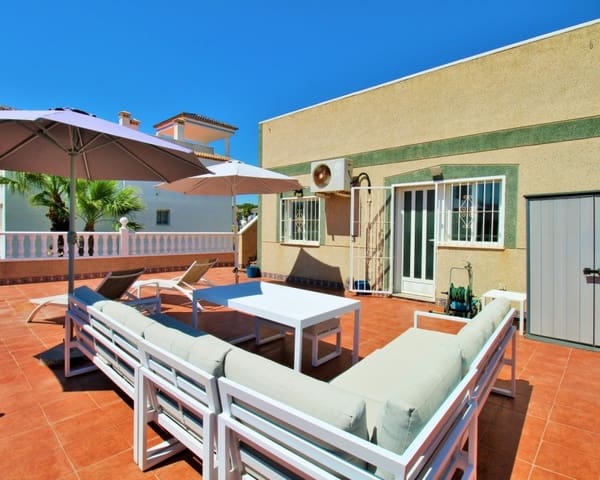 2 bedroom Apartment for sale in Villamartin, Orihuela with pool - € 189,900 (Ref: 10045932)