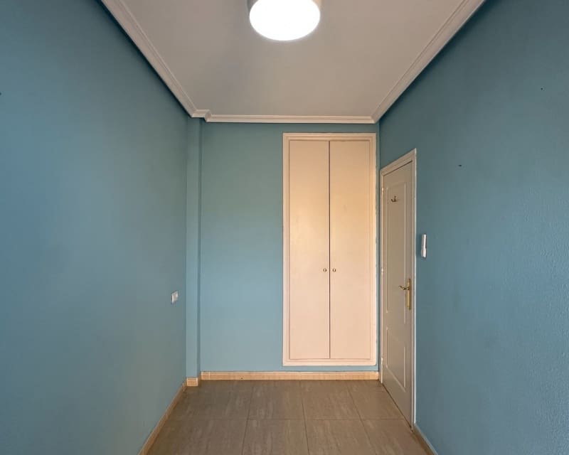 Apartamento de 2 habitaciones en Daya Nueva en venta con piscina garaje - 119.000 € (Ref: 10045933)