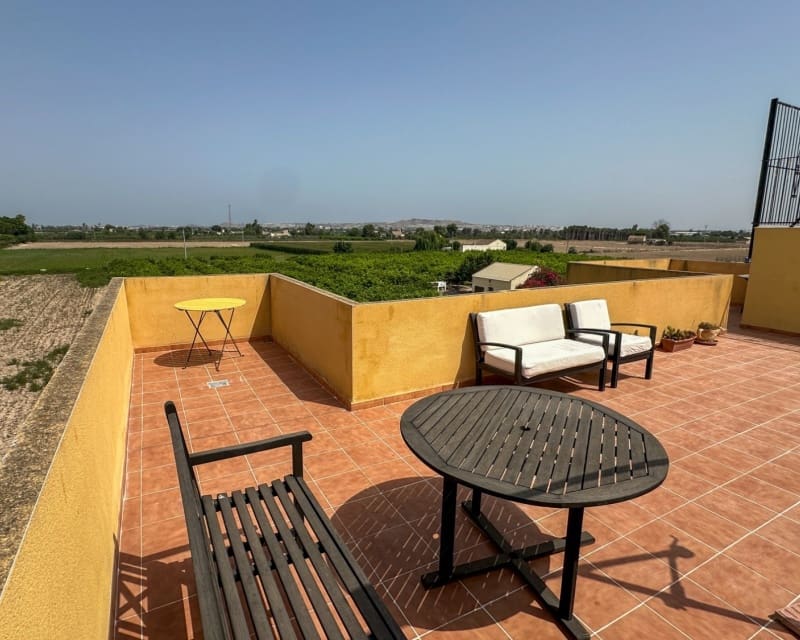 Apartamento de 2 habitaciones en Daya Nueva en venta con piscina garaje - 119.000 € (Ref: 10045933)