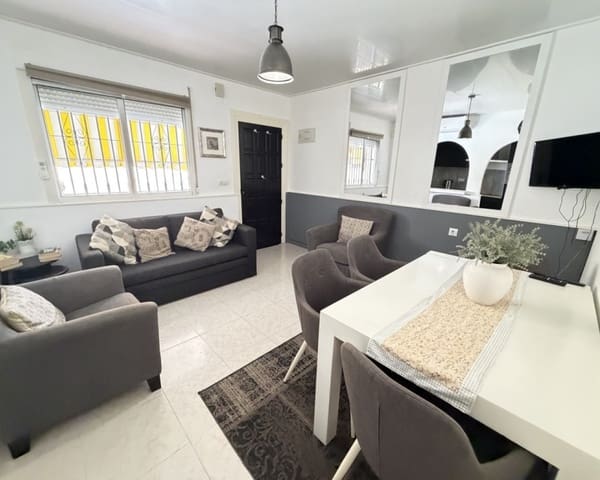 2 slaapkamer Appartement te koop in Villamartin, Orihuela met zwembad - € 159.995 (Ref: 10045935)