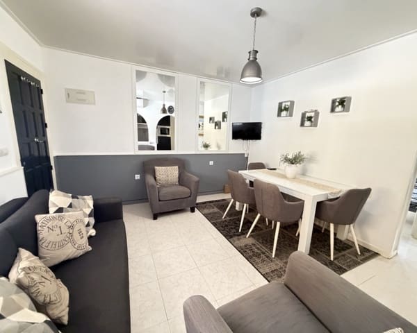 2 slaapkamer Appartement te koop in Villamartin, Orihuela met zwembad - € 159.995 (Ref: 10045935)