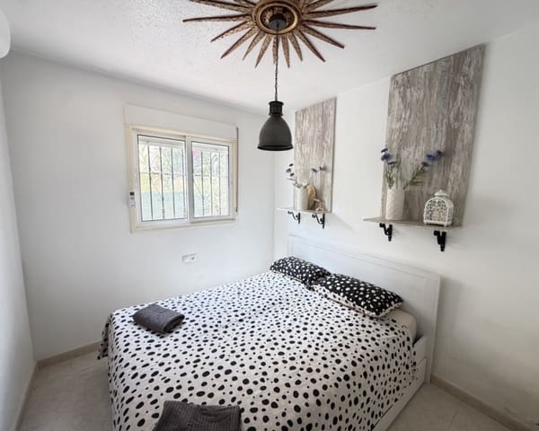 2 slaapkamer Appartement te koop in Villamartin, Orihuela met zwembad - € 159.995 (Ref: 10045935)