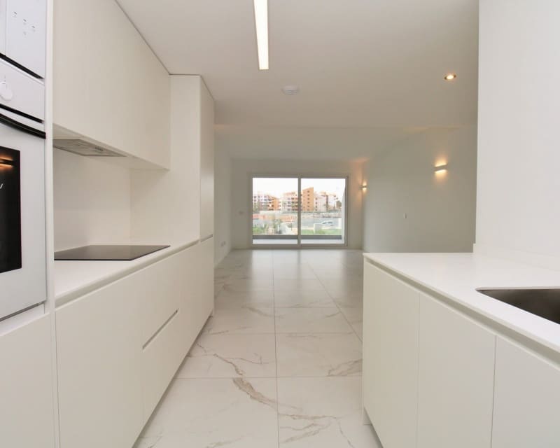 2 chambre Appartement à vendre à Punta Prima avec piscine garage - 359 900 € (Ref: 10045937)