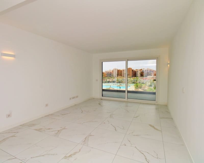 2 chambre Appartement à vendre à Punta Prima avec piscine garage - 359 900 € (Ref: 10045937)