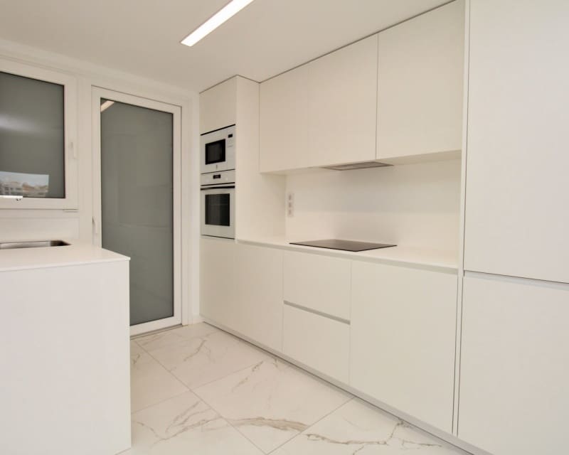 2 chambre Appartement à vendre à Punta Prima avec piscine garage - 359 900 € (Ref: 10045937)