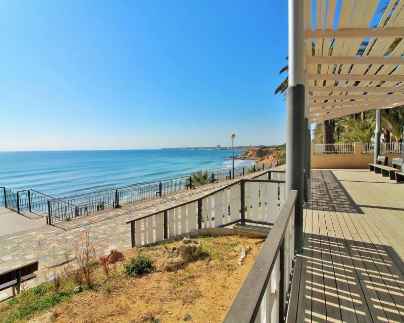 2 chambre Appartement à vendre à Punta Prima avec piscine garage - 359 900 € (Ref: 10045937)