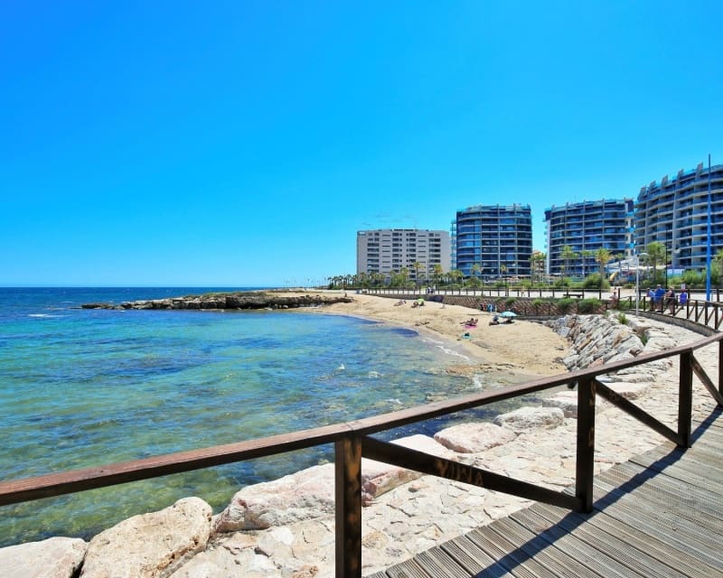 2 chambre Appartement à vendre à Punta Prima avec piscine garage - 359 900 € (Ref: 10045937)