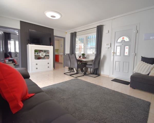 2 makuuhuone Huvila myytävänä paikassa Playa Flamenca, Orihuela mukana uima-altaan 
autotalli - 275 000 € (Ref: 10045938)