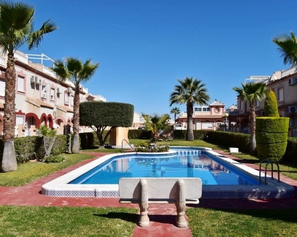 2 makuuhuone Huvila myytävänä paikassa Playa Flamenca, Orihuela mukana uima-altaan 
autotalli - 275 000 € (Ref: 10045938)