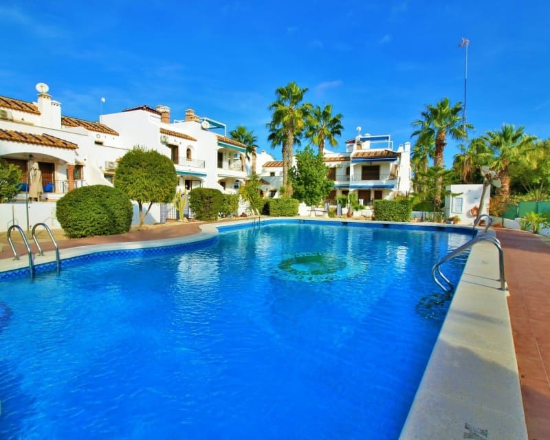 2 bedroom Apartment for sale in Villamartin with pool - € 184,950 (Ref: 10045939)