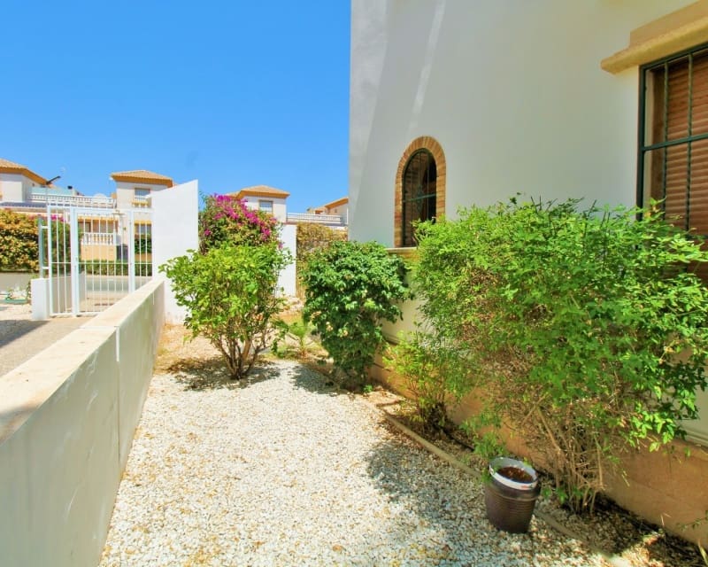 2 bedroom Apartment for sale in Villamartin with pool - € 184,950 (Ref: 10045939)