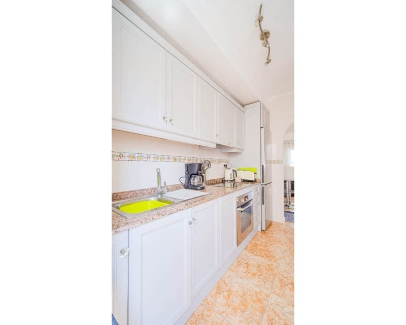 2 sovrum Lägenhet till salu i Orihuela Costa med pool - 174 900 € (Ref: 10045947)