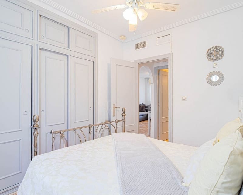 2 sovrum Lägenhet till salu i Orihuela Costa med pool - 174 900 € (Ref: 10045947)