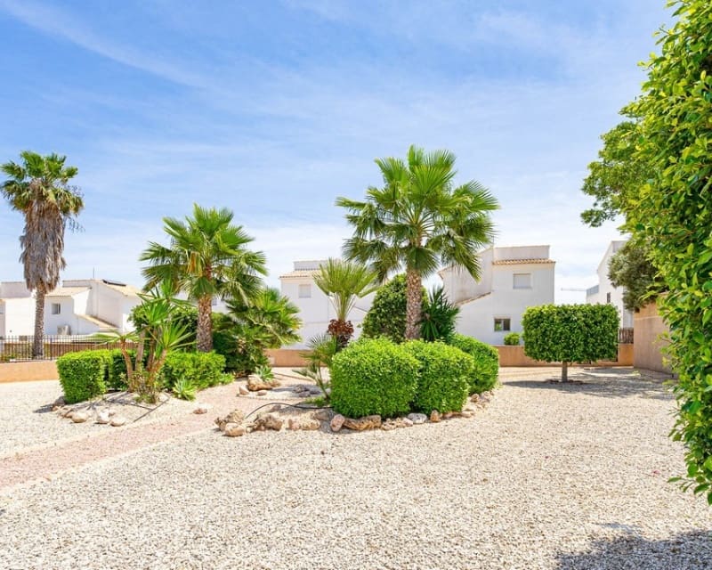 2 sovrum Lägenhet till salu i Orihuela Costa med pool - 174 900 € (Ref: 10045947)