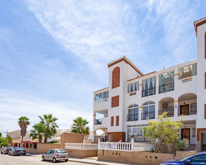 2 sovrum Lägenhet till salu i Orihuela Costa med pool - 174 900 € (Ref: 10045947)