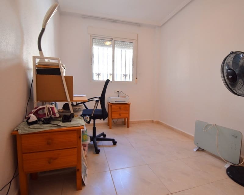 2 bedroom Apartment for sale in Playa Flamenca with pool - € 185,000 (Ref: 10057322)