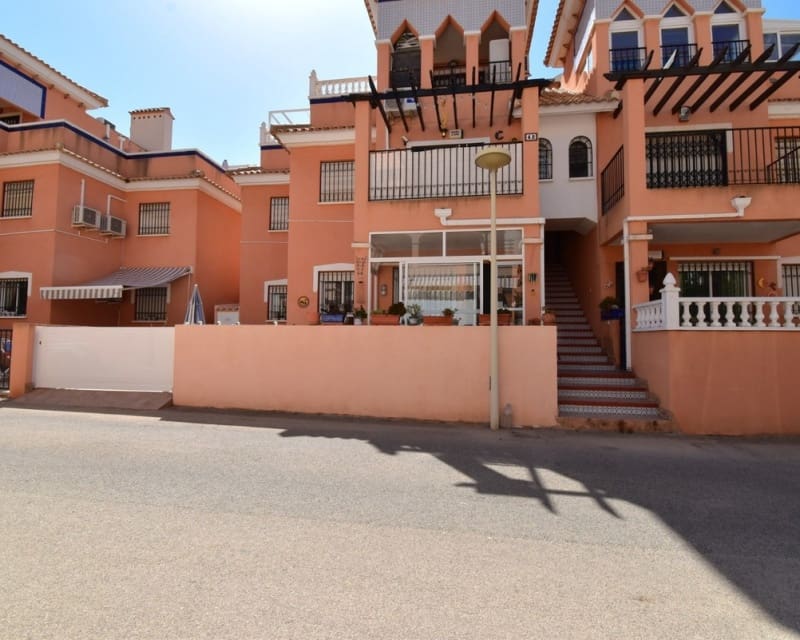 2 bedroom Apartment for sale in Playa Flamenca with pool - € 185,000 (Ref: 10057322)