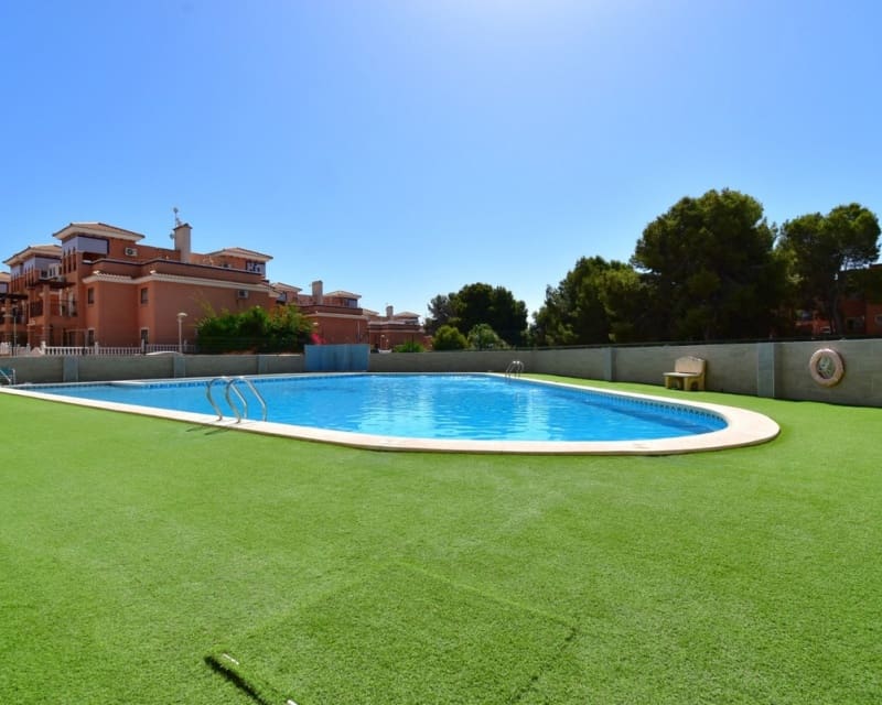 2 bedroom Apartment for sale in Playa Flamenca with pool - € 185,000 (Ref: 10057322)