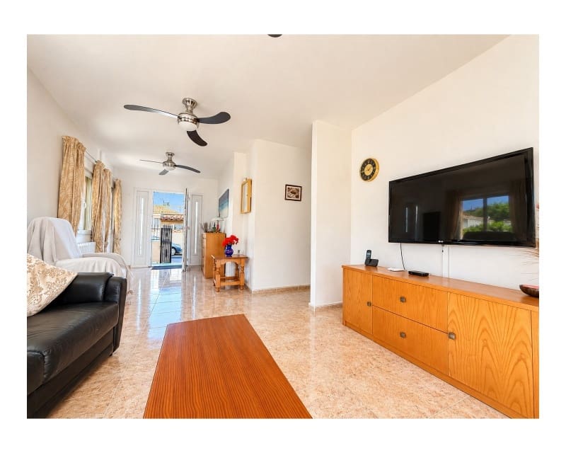 4 soveværelse Villa til salg i San Fulgencio med swimmingpool garage - € 375.000 (Ref: 10057326)