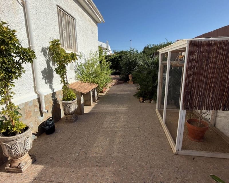 3 sypialnia Willa na sprzedaż w San Luis z basenem garażem - 399 900 € (Ref: 10057327)