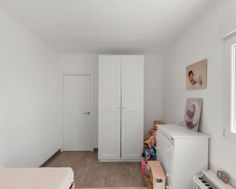 5 Zimmer Villa zu verkaufen in Los Balcones mit Pool Garage - 849.000 € (Ref: 10057328)