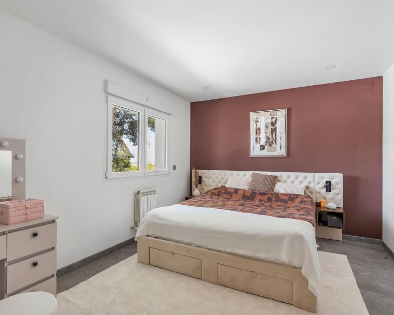 5 Zimmer Villa zu verkaufen in Los Balcones mit Pool Garage - 849.000 € (Ref: 10057328)
