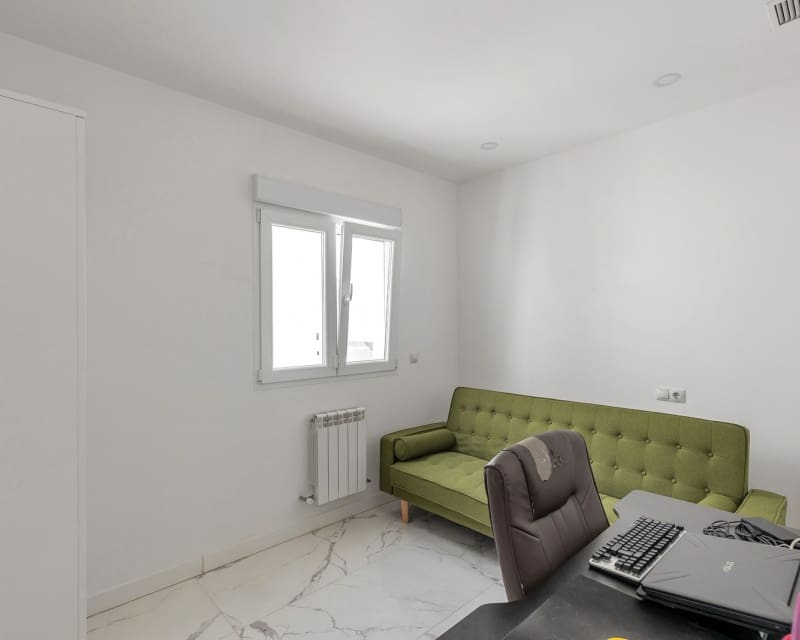 5 Zimmer Villa zu verkaufen in Los Balcones mit Pool Garage - 849.000 € (Ref: 10057328)