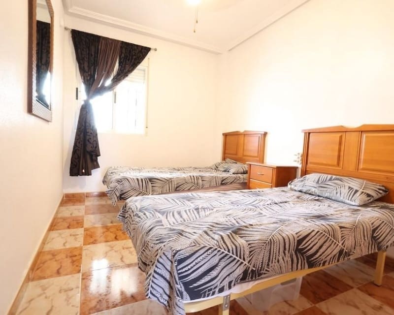 2 soverom Leilighet til salgs i La Zenia med svømmebasseng - € 179 000 (Ref: 10057329)