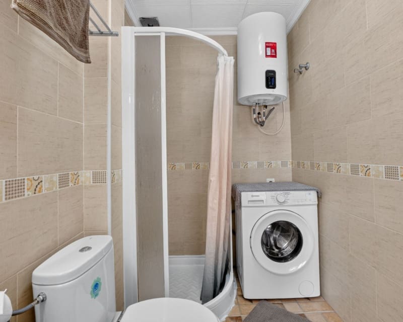 3 bedroom Townhouse for sale in Torrevieja with pool - € 199,000 (Ref: 10057330)