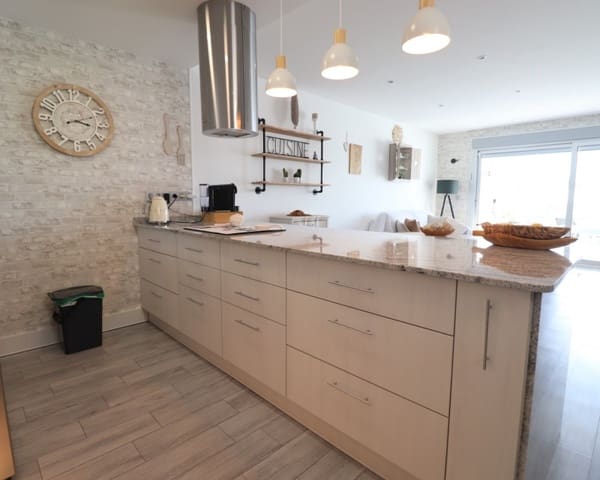 3 sypialnia Dom na sprzedaż w Daya Vieja z basenem - 375 000 € (Ref: 10076802)