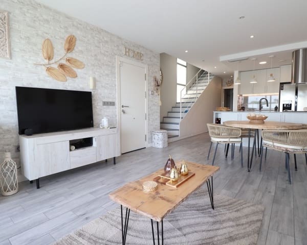 3 sypialnia Dom na sprzedaż w Daya Vieja z basenem - 375 000 € (Ref: 10076802)