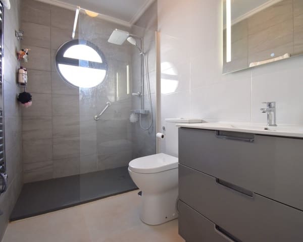 2 soverom Villa til salgs i Playa Flamenca, Orihuela med svømmebasseng - € 180 000 (Ref: 10076804)