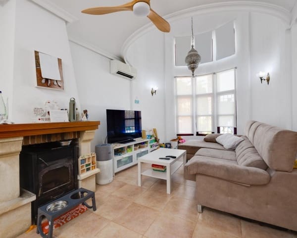 3 quarto Moradia para venda em La Marina, Elche / Elx com piscina - 399 000 € (Ref: 10076805)
