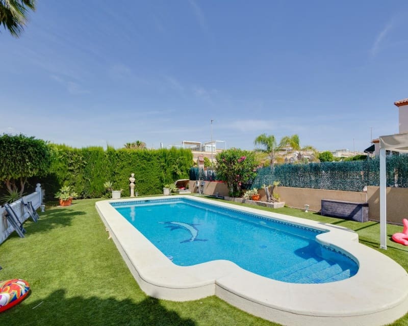 3 quarto Moradia para venda em La Marina com piscina - 399 000 € (Ref: 10076805)